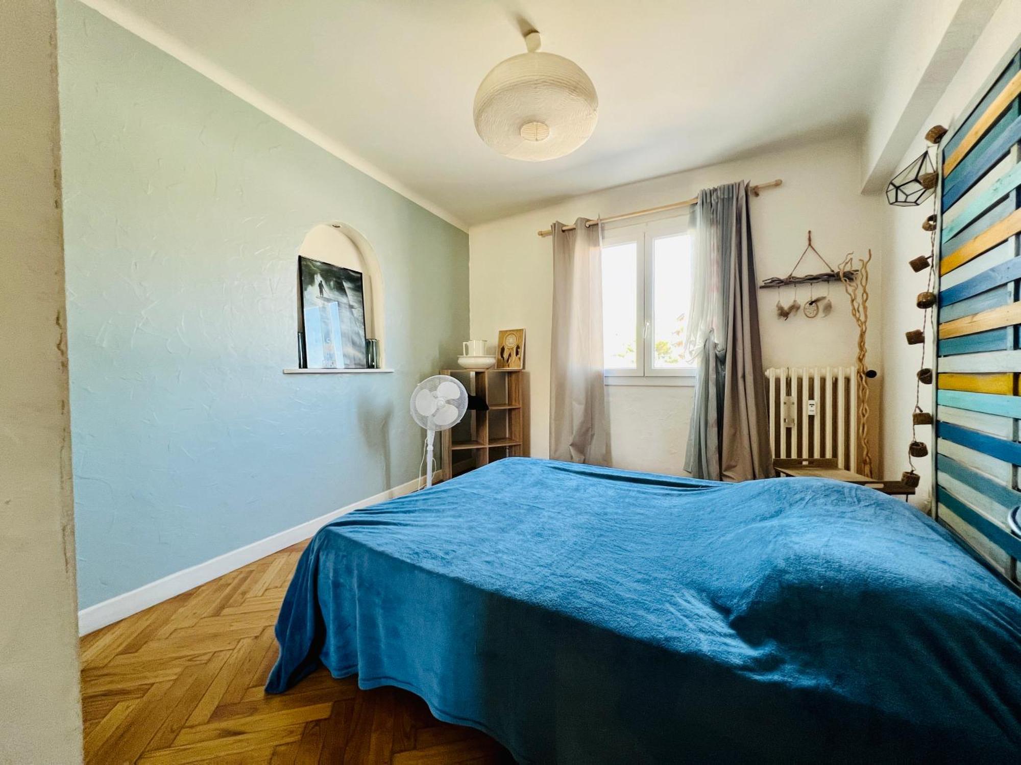 3 Pieces Arenas Ouest Appartamento