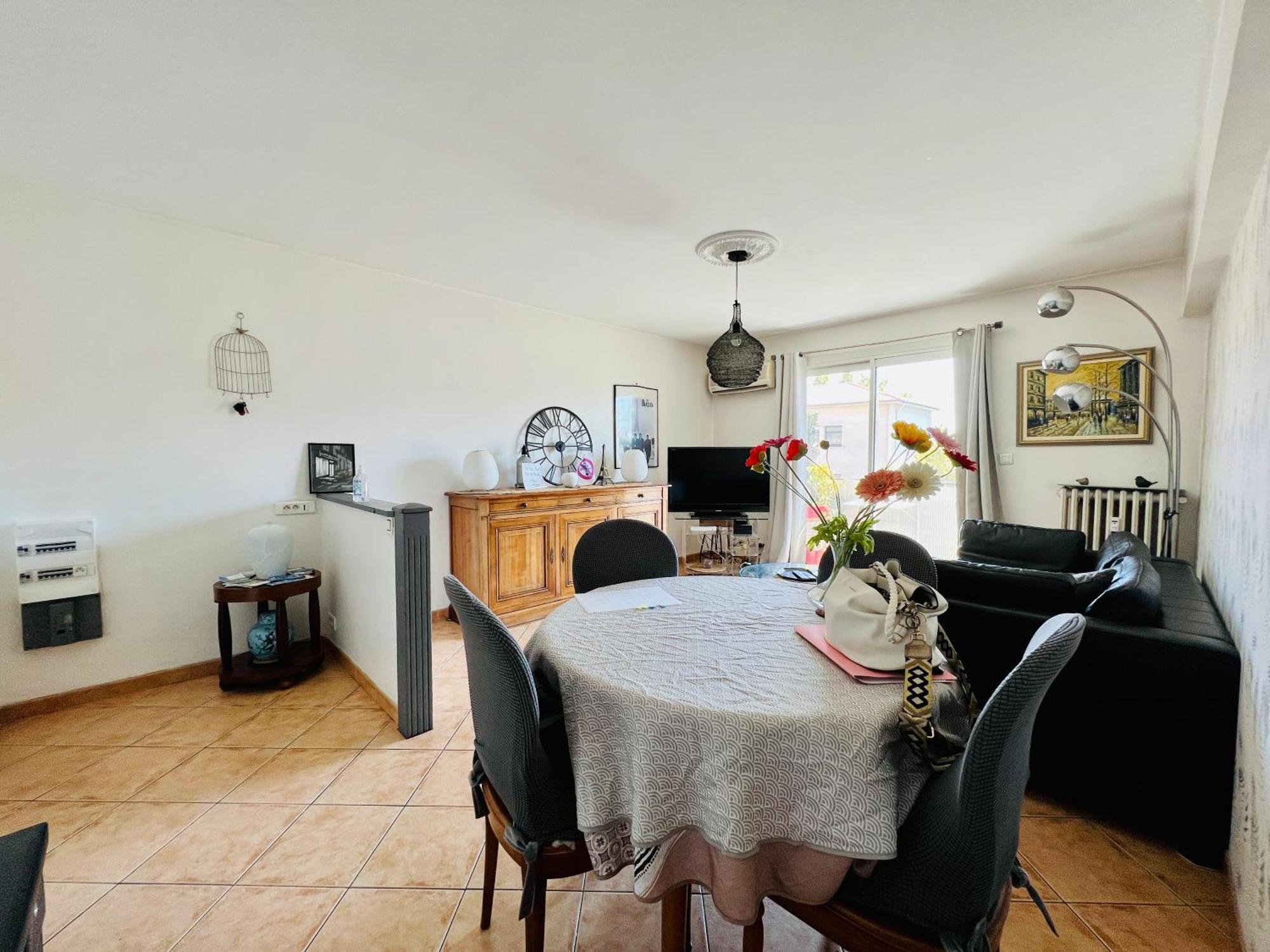 3 Pieces Arenas Ouest *